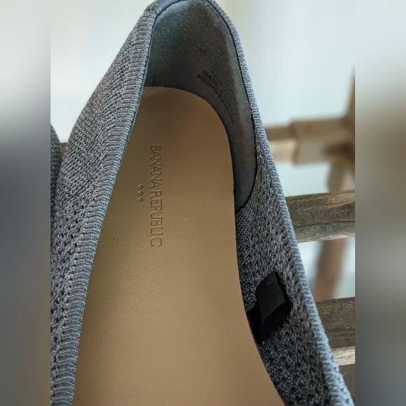 Banana Republic flats - Picture 3 of 4